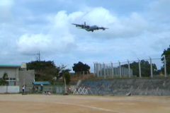 普天間第二小学校米軍機