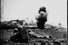 砲撃_匍匐前進_火炎放射器 砲撃_匍匐前進_火炎放射器